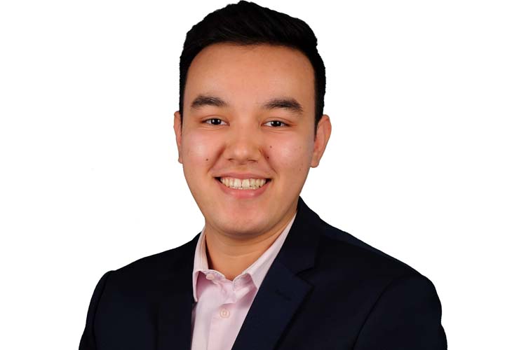Ahmad Ahmadi - Senior Assistant Accountant