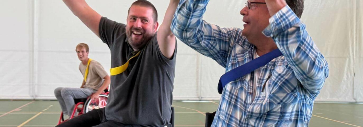 Kick-off rolstoelbasketbal only friends