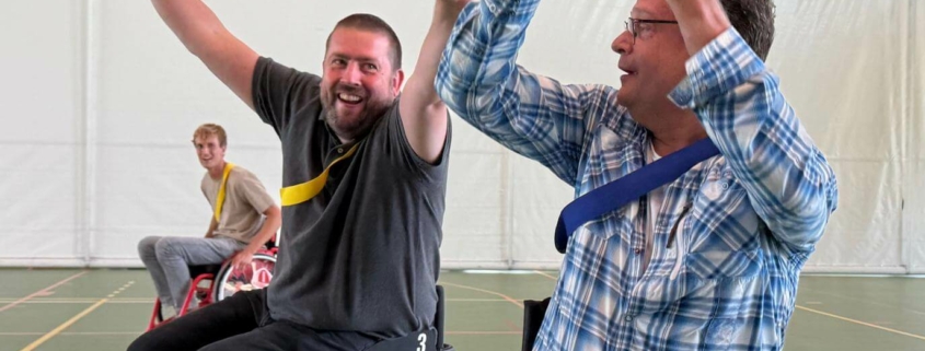 Kick-off rolstoelbasketbal only friends